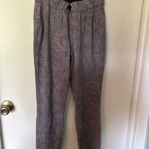 Lululemon Athletica Black and White Patterned Pants